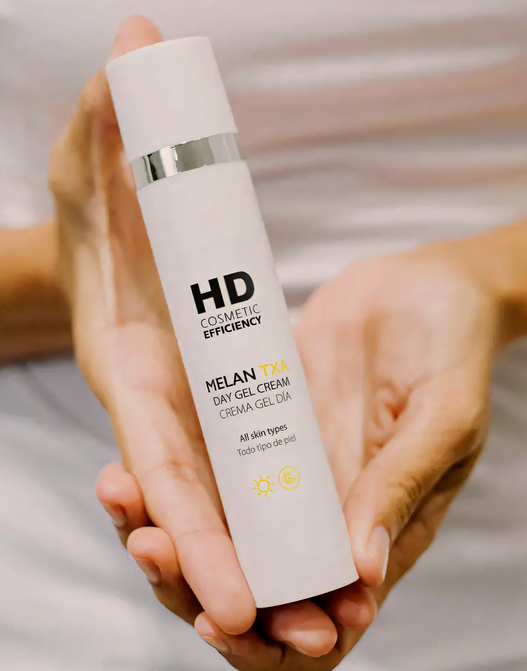 HD MELAN TXA CREMA GEL DÍA